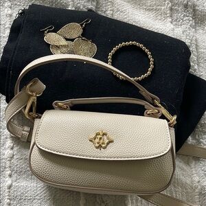 Elegant Cream Handbag